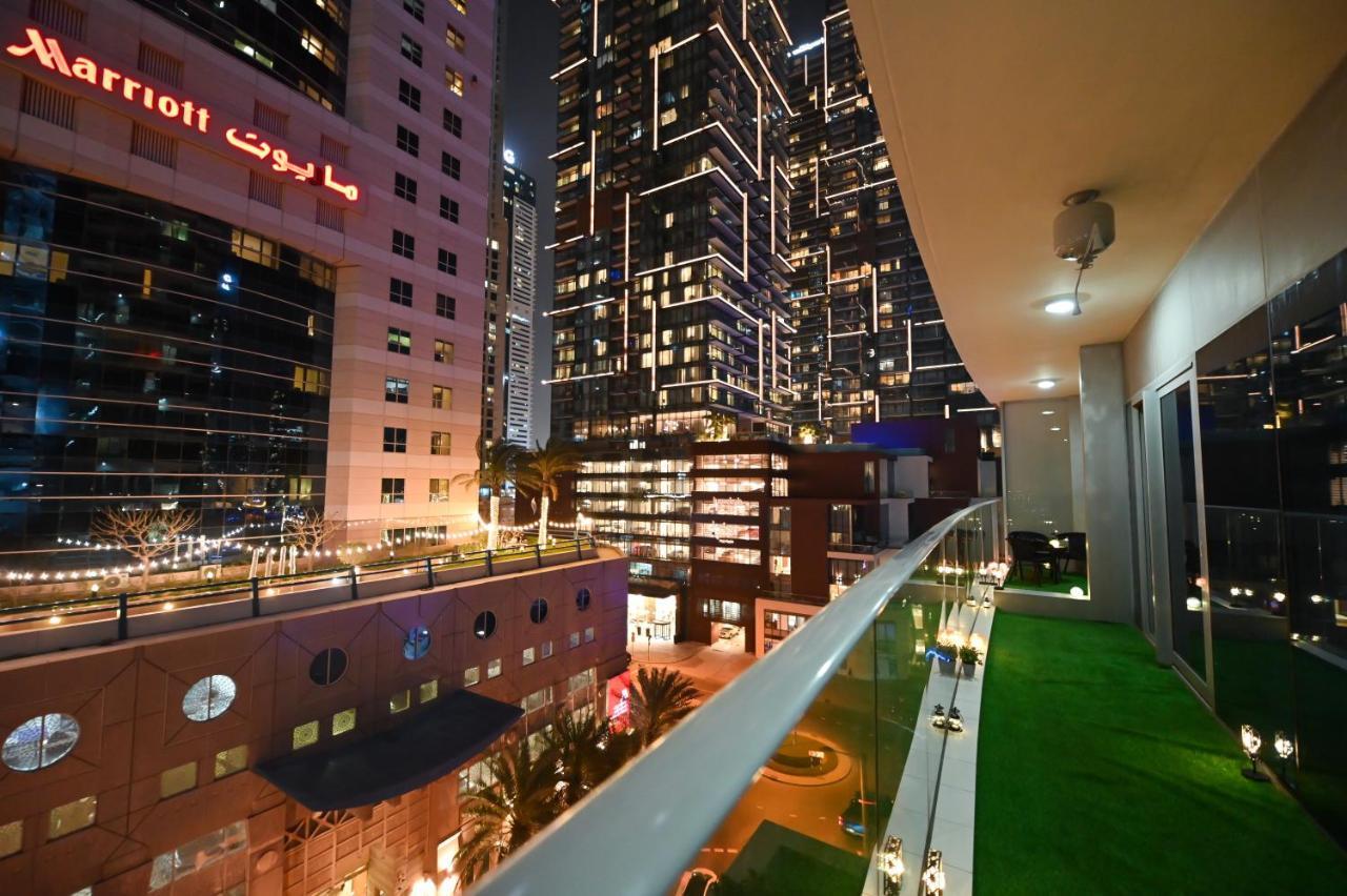 Trinity Holiday Homes - Discover The True Definition Of Luxury At 2Br In Dubai Marina Kültér fotó